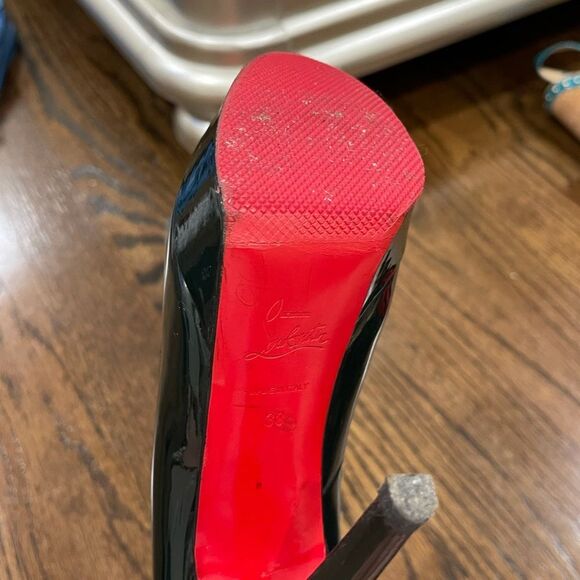 Authentic Christian Louboutin Bianca heels - Picture 4 of 4